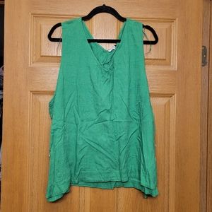 White Birch linen crop top w button detail